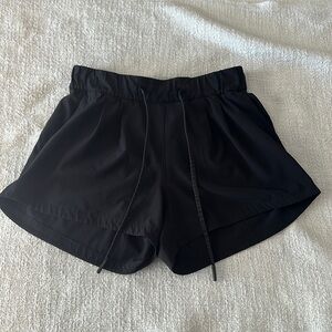 WOMENS LULULEMON SHORTS